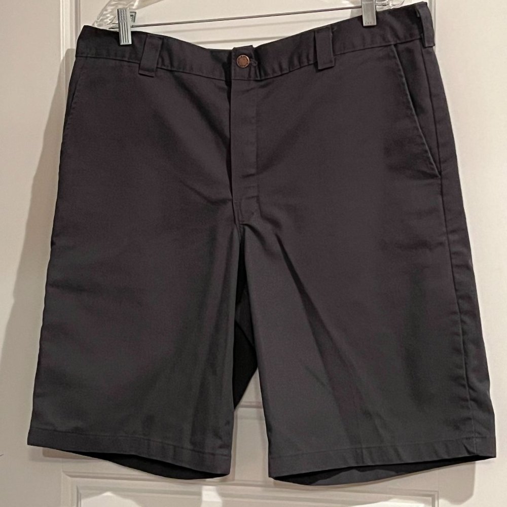 Dickies Men’s Shorts ~ Dark Gray~ Size 38